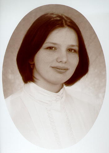 Csom�s Zsuzsa