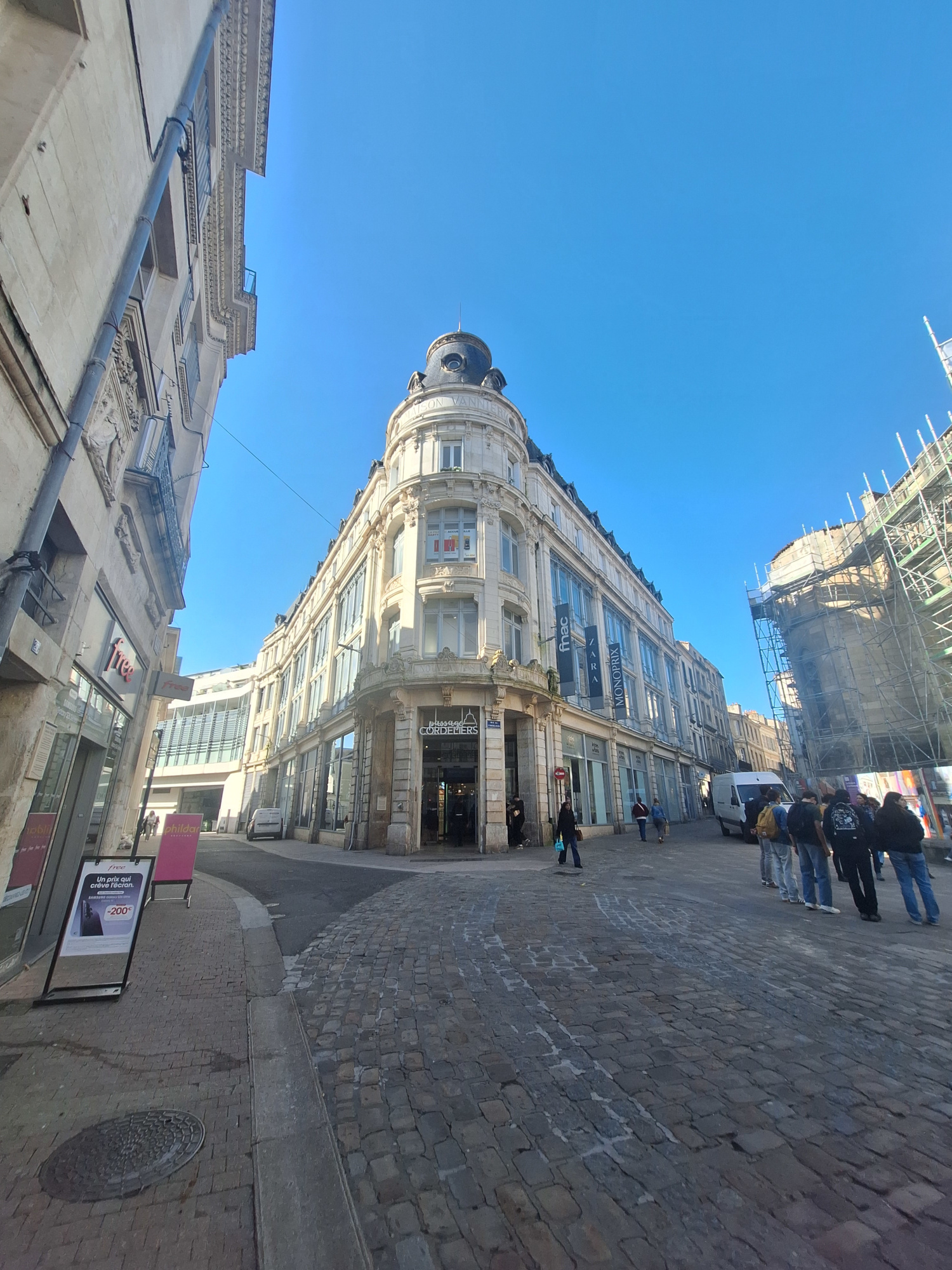 Franciaország, Poitiers